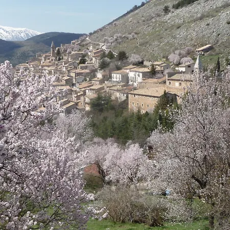 La Bifora E Le Lune Vico Sotto Gli Archi 5