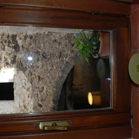La Bifora E Le Lune Vico Sotto Gli Archi 5 Santo Stefano Di Sessanio