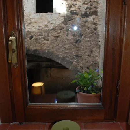 La Bifora E Le Lune Vico Sotto Gli Archi 5 * Santo Stefano Di Sessanio