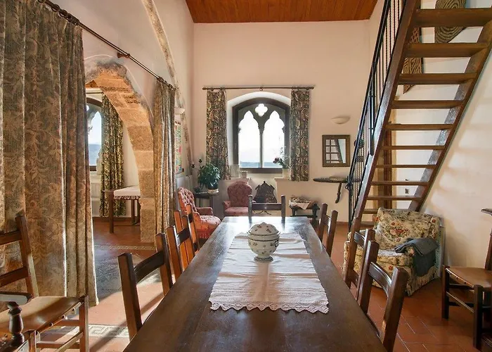 Oda ve Kahvaltı La Bifora E Le Lune Vico Sotto Gli Archi 5