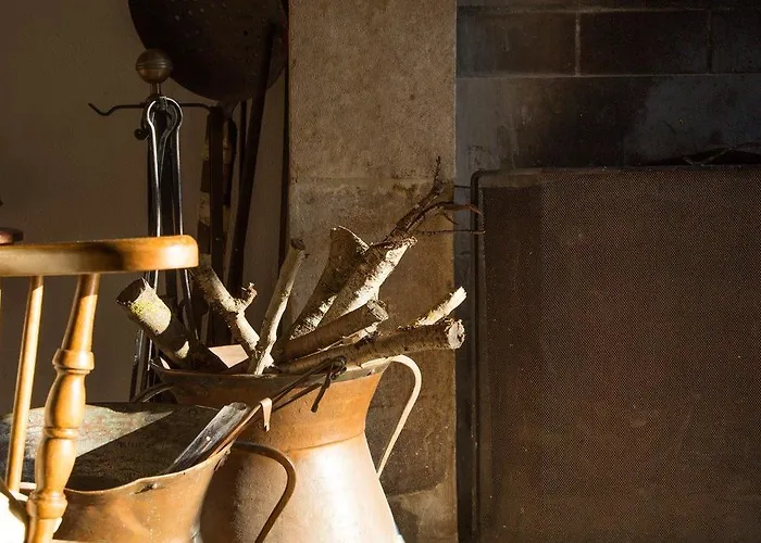 Oda ve Kahvaltı La Bifora E Le Lune Vico Sotto Gli Archi 5