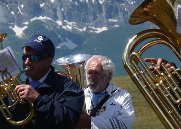 Oda ve Kahvaltı La Bifora E Le Lune Vico Sotto Gli Archi 5