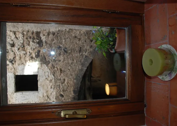 La Bifora E Le Lune Vico Sotto Gli Archi 5 Santo Stefano Di Sessanio