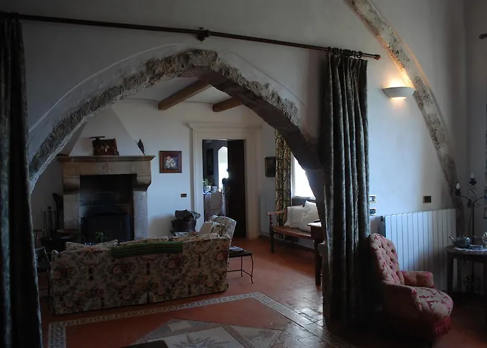 Oda ve Kahvaltı La Bifora E Le Lune Vico Sotto Gli Archi 5 Santo Stefano Di Sessanio