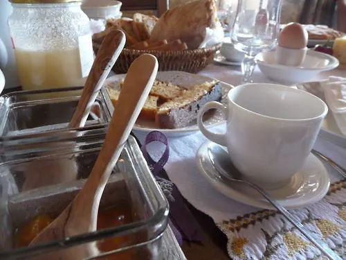 לינה וארוחת בוקר La Bifora E Le Lune Vico Sotto Gli Archi 5 סנטו סטפאנו די ססאניו